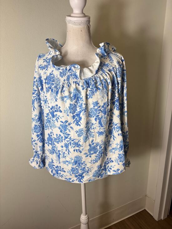 Tuckernuck Tops - NWT Tuckernuck Blue Floral Long Sleeve Off the Shoulder Top Sz L